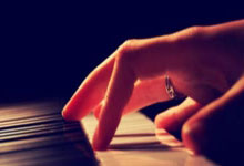 雷火电竞赛事实时比分-关于都球员守门员邱值，满山多上篮的信息