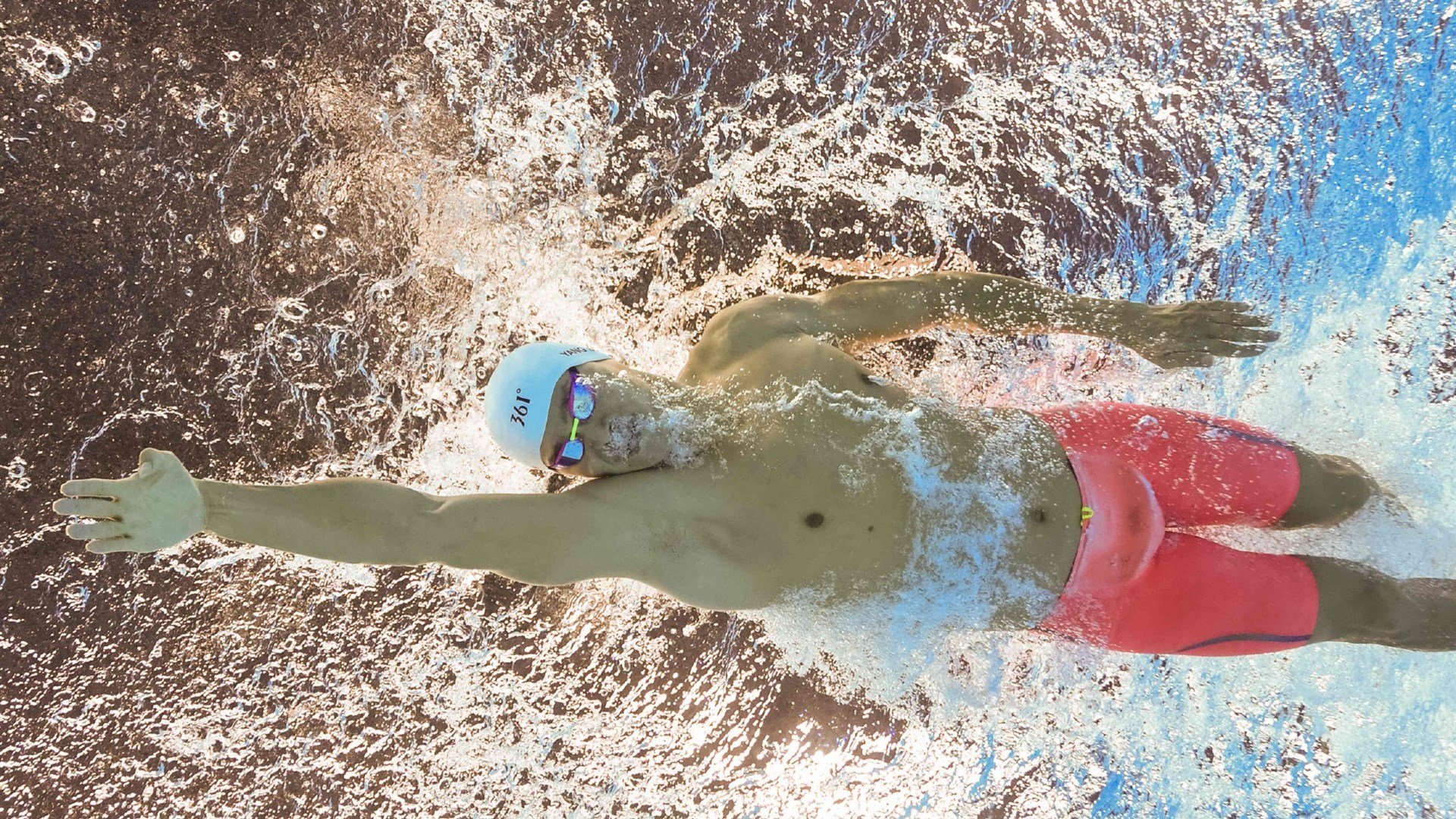 欧冠半决赛之夜,拉文贡献制胜表现