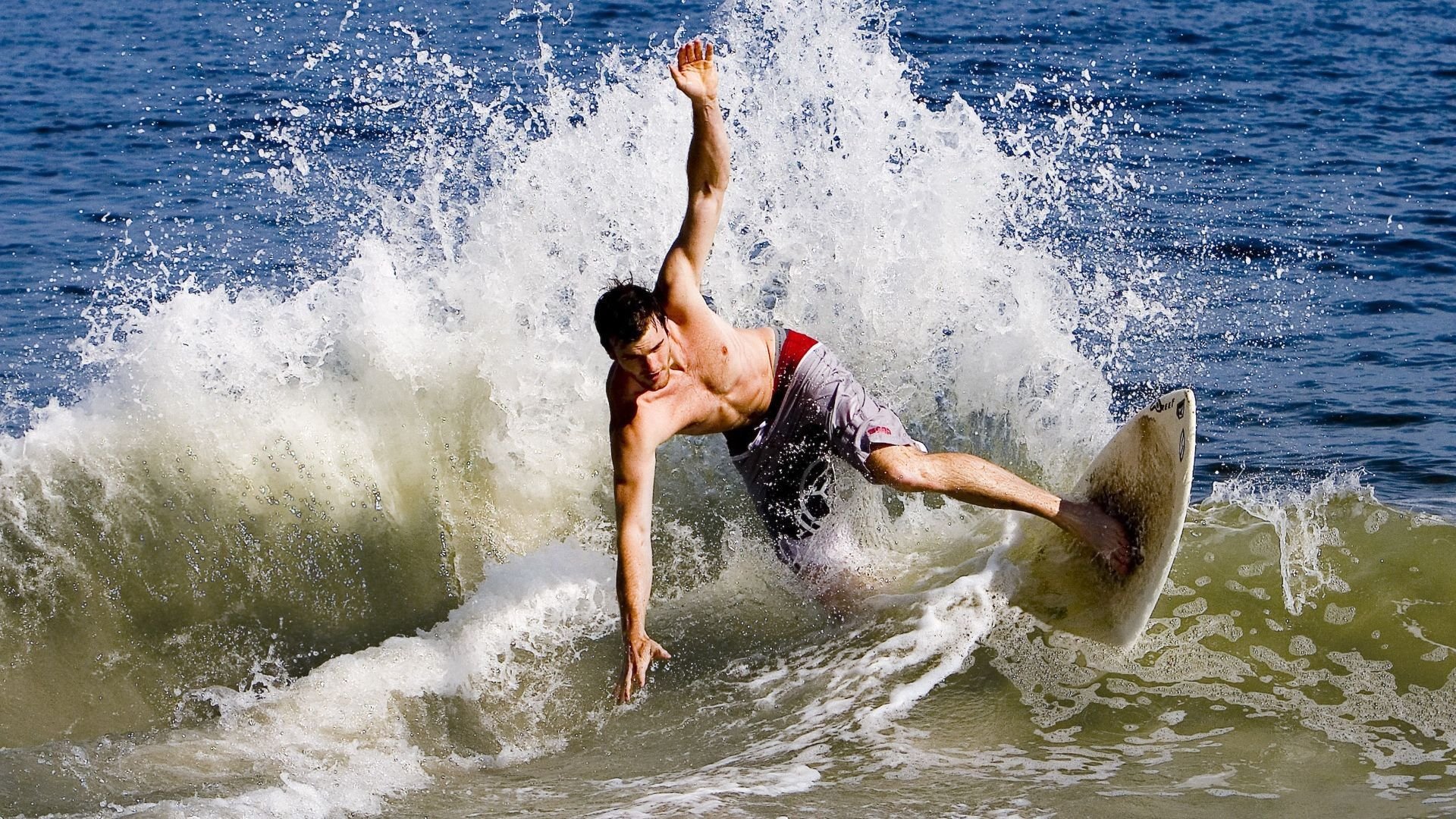 英格拉姆的独舞，当热火防线在猛龙之夜失语